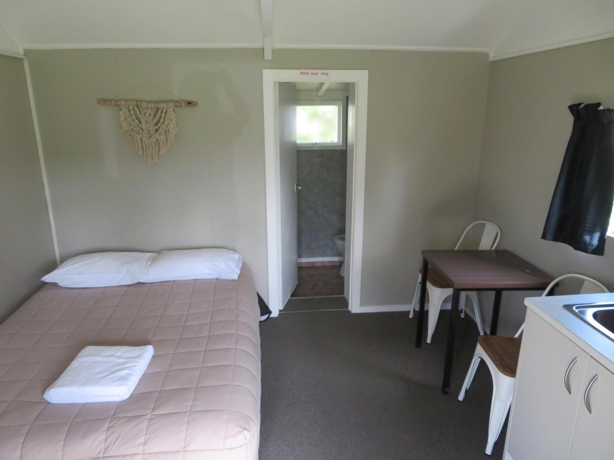 Whanganui Seaside Holiday Park Room photo