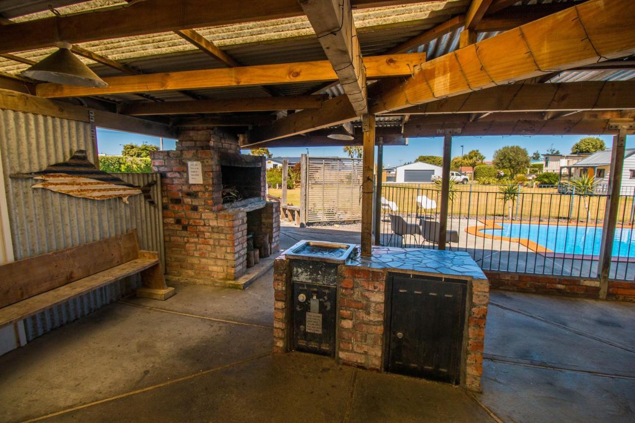 Whanganui Seaside Holiday Park Exterior photo